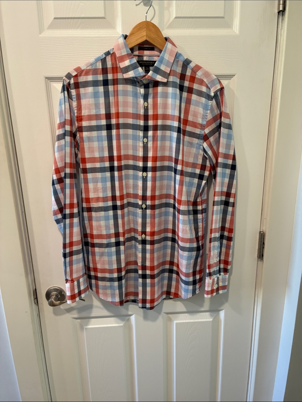 Banana Republic Red, Blue & White Plaid Button-Down Shirt